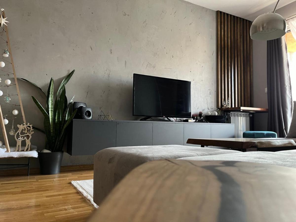 Porta Leks Apartment, Self Check-In, Own Parking Skopje Zewnętrze zdjęcie