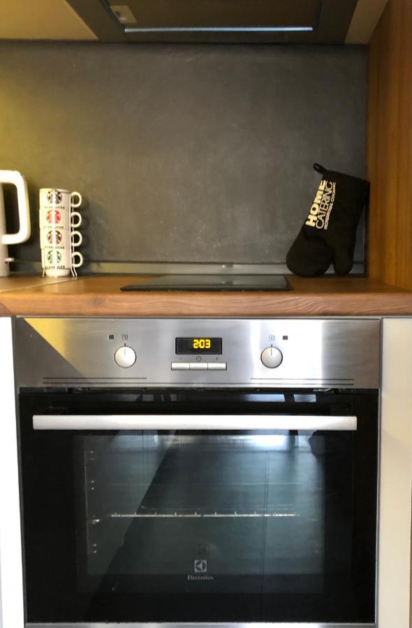 Porta Leks Apartment, Self Check-In, Own Parking Skopje Zewnętrze zdjęcie